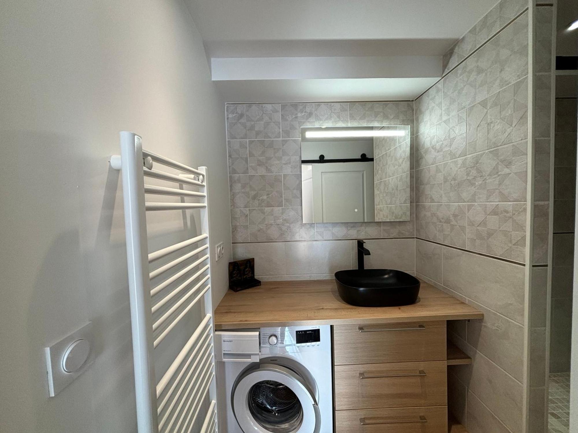 Location D'Un Superbe Appartement Avec Piscine Roquebrune-sur Argens Zewnętrze zdjęcie