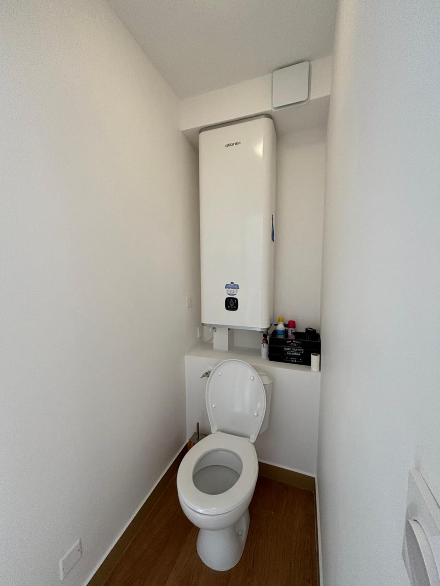 Location D'Un Superbe Appartement Avec Piscine Roquebrune-sur Argens Zewnętrze zdjęcie